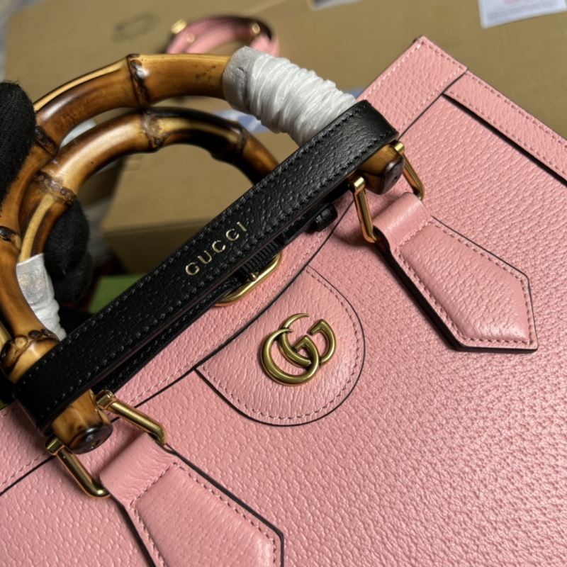 Gvc*1 tote bags